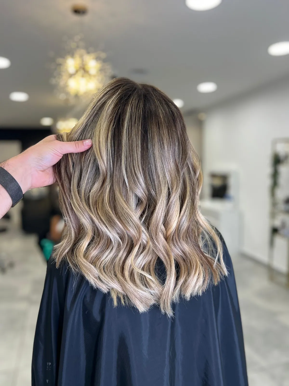 Réalisation coloration par SYA Coiffure à Cannes
