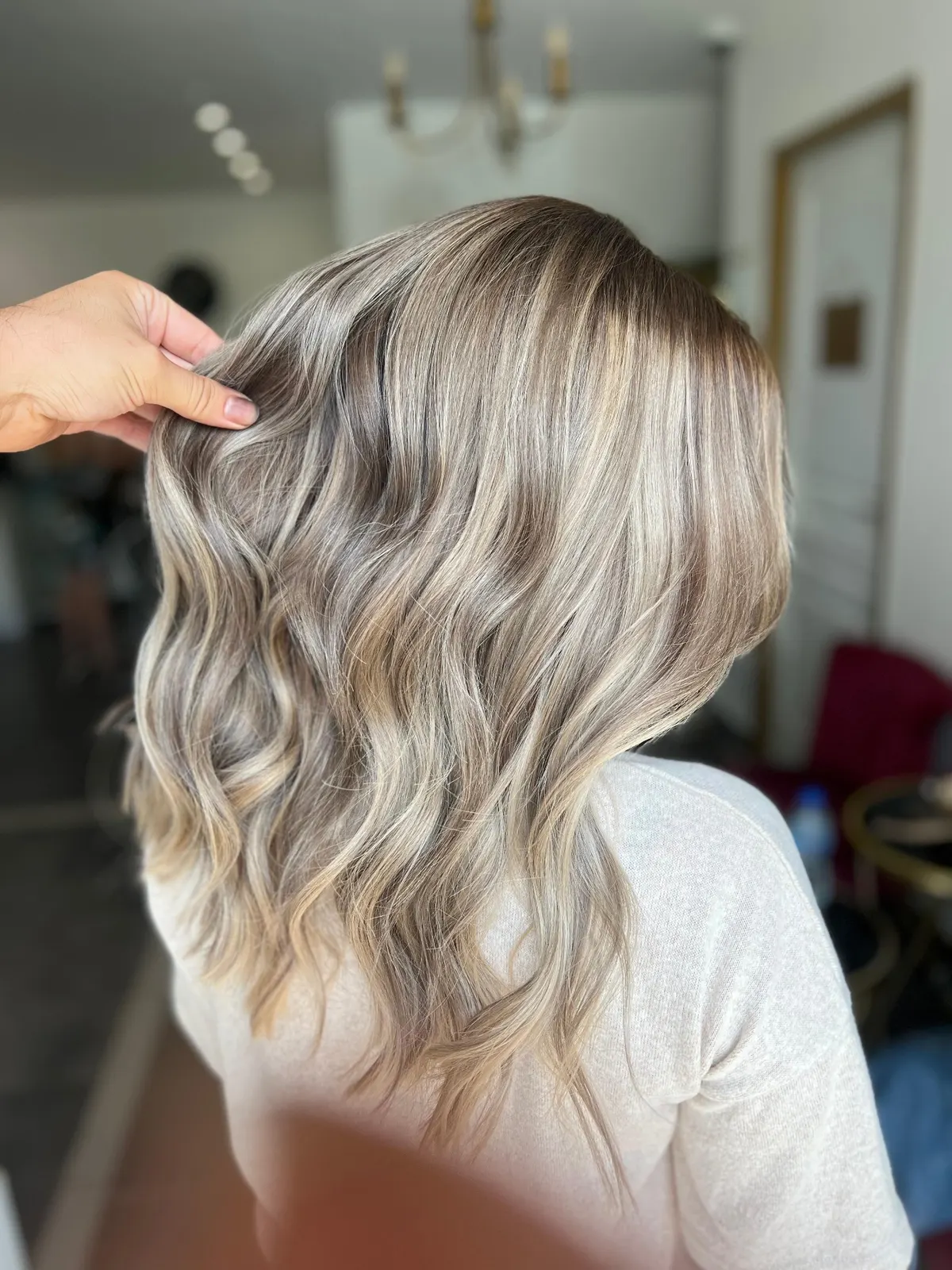 Réalisation coloration par SYA Coiffure à Cannes