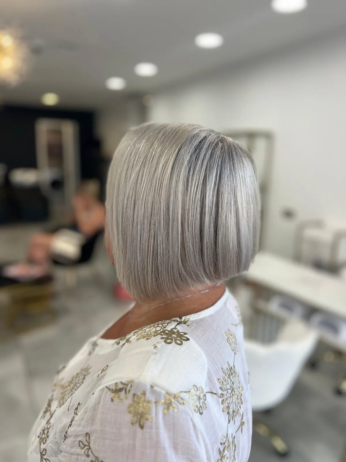 Réalisation coloration par SYA Coiffure à Cannes